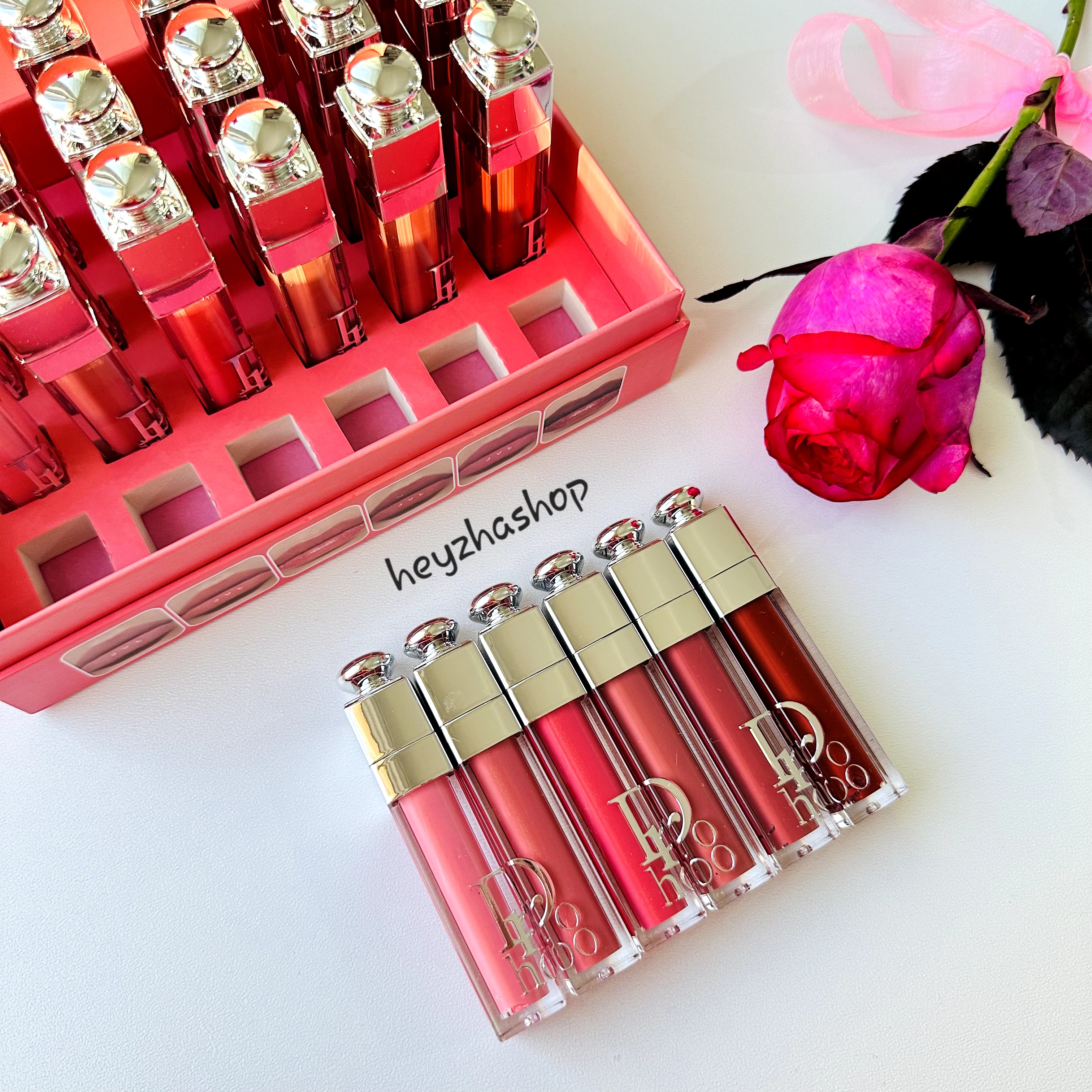 رژ مایع طرح دیور